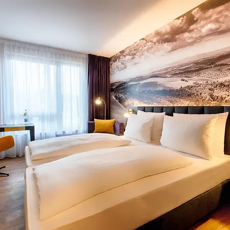 Welcome Hotel 4*